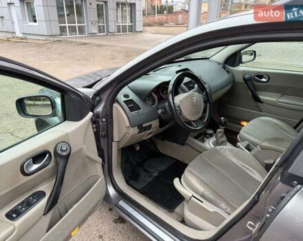 Сірий Рено Меган, об'ємом двигуна 1.87 л та пробігом 198 тис. км за 3500 $, фото 6 на Automoto.ua