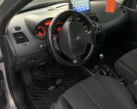 Серый Рено Меган, объемом двигателя 1.6 л и пробегом 270 тыс. км за 4800 $, фото 5 на Automoto.ua