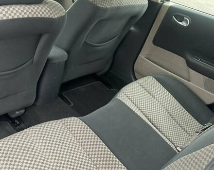 Серый Рено Меган, объемом двигателя 2 л и пробегом 263 тыс. км за 4500 $, фото 5 на Automoto.ua