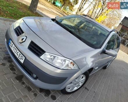 Рено Меган 2004 у Первомайськ на Automoto.ua Сірий Рено Меган, об'ємом двигуна 1.6 л та пробігом 233 тис. км за 4500 $, фото 12 на Automoto.ua