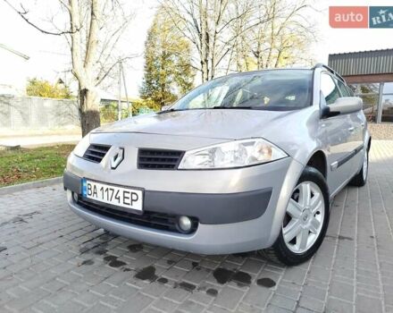 Рено Меган 2004 у Первомайськ на Automoto.ua Сірий Рено Меган, об'ємом двигуна 1.6 л та пробігом 233 тис. км за 4500 $, фото 2 на Automoto.ua