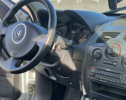 Сірий Рено Меган, об'ємом двигуна 1.46 л та пробігом 278 тис. км за 4199 $, фото 19 на Automoto.ua