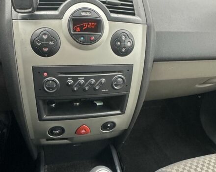 Серый Рено Меган, объемом двигателя 2 л и пробегом 263 тыс. км за 4500 $, фото 14 на Automoto.ua