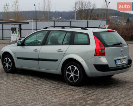 Серый Рено Меган, объемом двигателя 1.6 л и пробегом 300 тыс. км за 3700 $, фото 3 на Automoto.ua