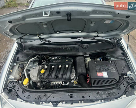 Серый Рено Меган, объемом двигателя 1.39 л и пробегом 207 тыс. км за 4600 $, фото 43 на Automoto.ua