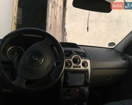 Серый Рено Меган, объемом двигателя 1.6 л и пробегом 175 тыс. км за 5800 $, фото 17 на Automoto.ua