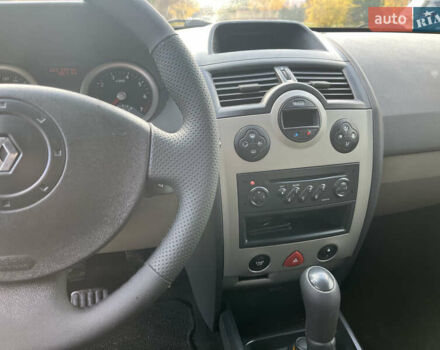 Сірий Рено Меган, об'ємом двигуна 1.6 л та пробігом 213 тис. км за 4200 $, фото 31 на Automoto.ua