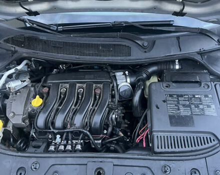 Сірий Рено Меган, об'ємом двигуна 1.6 л та пробігом 255 тис. км за 4100 $, фото 6 на Automoto.ua