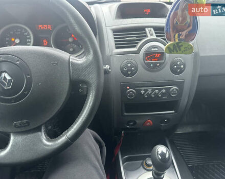 Серый Рено Меган, объемом двигателя 2 л и пробегом 309 тыс. км за 4300 $, фото 21 на Automoto.ua
