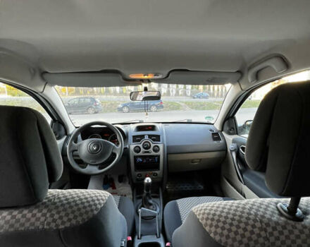 Рено Меган 2004 в Тернополе на Automoto.ua Серый Рено Меган, объемом двигателя 1.6 л и пробегом 194 тыс. км за 4900 $, фото 21 на Automoto.ua