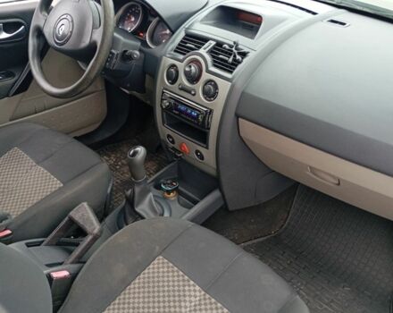 Серый Рено Меган, объемом двигателя 1.4 л и пробегом 235 тыс. км за 3900 $, фото 5 на Automoto.ua