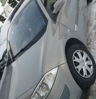 Сірий Рено Меган, об'ємом двигуна 1.5 л та пробігом 292 тис. км за 3400 $, фото 5 на Automoto.ua