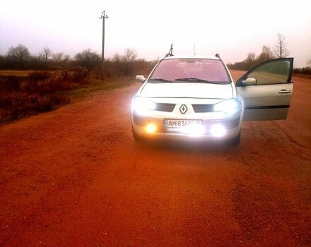 Серый Рено Меган, объемом двигателя 1.9 л и пробегом 0 тыс. км за 3250 $, фото 4 на Automoto.ua