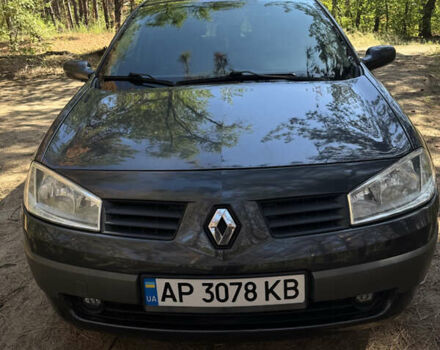 Рено Меган 2005 в Запорожье на Automoto.ua Серый Рено Меган, объемом двигателя 1.6 л и пробегом 263 тыс. км за 5500 $, фото 3 на Automoto.ua