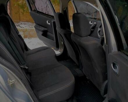 Сірий Рено Меган, об'ємом двигуна 1.4 л та пробігом 300 тис. км за 4250 $, фото 3 на Automoto.ua