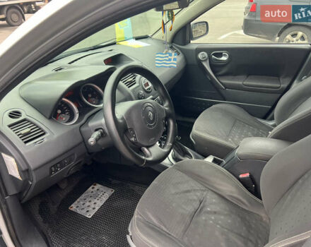 Серый Рено Меган, объемом двигателя 1.6 л и пробегом 285 тыс. км за 4300 $, фото 5 на Automoto.ua