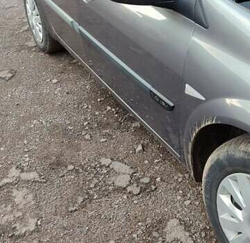 Серый Рено Меган, объемом двигателя 1.6 л и пробегом 260 тыс. км за 4750 $, фото 5 на Automoto.ua