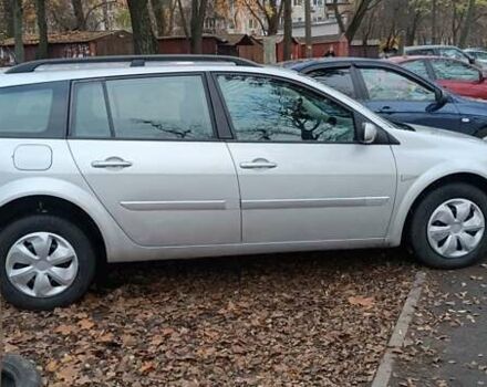 Серый Рено Меган, объемом двигателя 1.6 л и пробегом 223 тыс. км за 5800 $, фото 1 на Automoto.ua