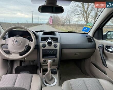 Сірий Рено Меган, об'ємом двигуна 1.6 л та пробігом 155 тис. км за 4900 $, фото 10 на Automoto.ua