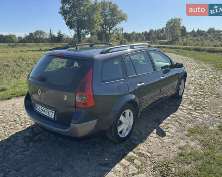 Рено Меган 2005 у Старой Синяве на Automoto.ua Сірий Рено Меган, об'ємом двигуна 1.6 л та пробігом 230 тис. км за 4550 $, фото 7 на Automoto.ua