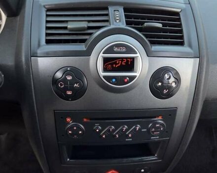 Серый Рено Меган, объемом двигателя 1.6 л и пробегом 223 тыс. км за 4399 $, фото 16 на Automoto.ua