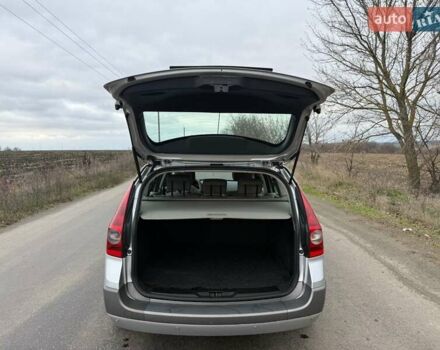 Сірий Рено Меган, об'ємом двигуна 1.6 л та пробігом 155 тис. км за 4900 $, фото 16 на Automoto.ua