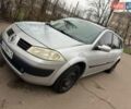 Серый Рено Меган, объемом двигателя 1.6 л и пробегом 177 тыс. км за 3800 $, фото 1 на Automoto.ua