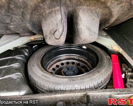 Сірий Рено Меган, об'ємом двигуна 1.4 л та пробігом 256 тис. км за 4800 $, фото 10 на Automoto.ua