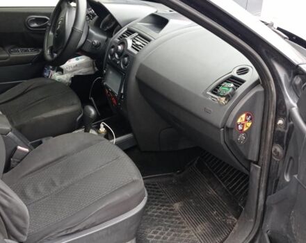 Сірий Рено Меган, об'ємом двигуна 1.5 л та пробігом 230 тис. км за 3700 $, фото 4 на Automoto.ua