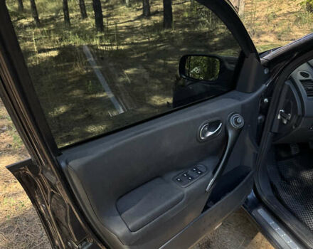 Рено Меган 2005 в Запорожье на Automoto.ua Серый Рено Меган, объемом двигателя 1.6 л и пробегом 263 тыс. км за 5500 $, фото 14 на Automoto.ua