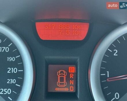 Серый Рено Меган, объемом двигателя 1.6 л и пробегом 317 тыс. км за 4700 $, фото 33 на Automoto.ua