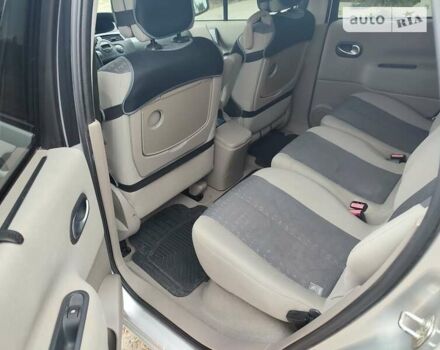 Серый Рено Меган, объемом двигателя 2 л и пробегом 200 тыс. км за 5100 $, фото 7 на Automoto.ua