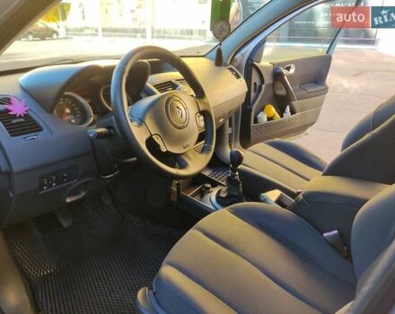 Сірий Рено Меган, об'ємом двигуна 2 л та пробігом 209 тис. км за 5000 $, фото 7 на Automoto.ua