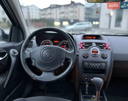 Серый Рено Меган, объемом двигателя 1.6 л и пробегом 221 тыс. км за 4850 $, фото 19 на Automoto.ua