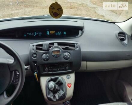 Серый Рено Меган, объемом двигателя 2 л и пробегом 200 тыс. км за 5100 $, фото 8 на Automoto.ua