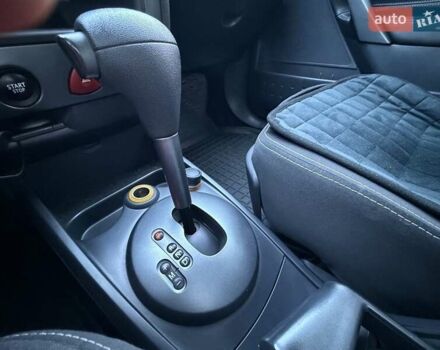 Серый Рено Меган, объемом двигателя 1.6 л и пробегом 317 тыс. км за 4700 $, фото 36 на Automoto.ua