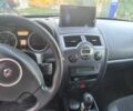 Рено Меган 2005 у Миколаєві на Automoto.ua Сірий Рено Меган, об'ємом двигуна 1.9 л та пробігом 315 тис. км за 5500 $, фото 5 на Automoto.ua