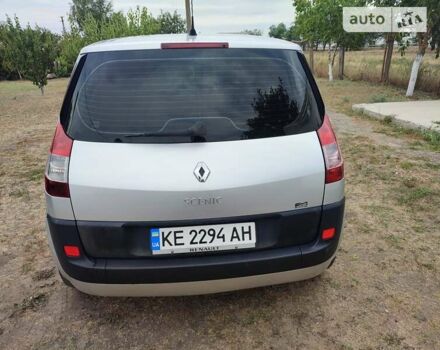 Серый Рено Меган, объемом двигателя 2 л и пробегом 200 тыс. км за 5100 $, фото 3 на Automoto.ua