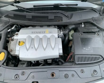 Сірий Рено Меган, об'ємом двигуна 1.6 л та пробігом 213 тис. км за 4650 $, фото 6 на Automoto.ua