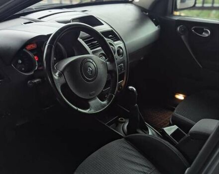 Сірий Рено Меган, об'ємом двигуна 1.4 л та пробігом 193 тис. км за 3999 $, фото 9 на Automoto.ua