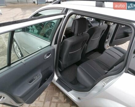 Сірий Рено Меган, об'ємом двигуна 1.6 л та пробігом 105 тис. км за 5300 $, фото 3 на Automoto.ua