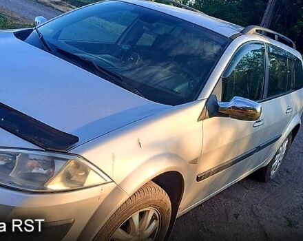 Серый Рено Меган, объемом двигателя 1.5 л и пробегом 409 тыс. км за 4450 $, фото 3 на Automoto.ua