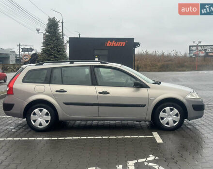 Серый Рено Меган, объемом двигателя 1.6 л и пробегом 197 тыс. км за 5300 $, фото 2 на Automoto.ua