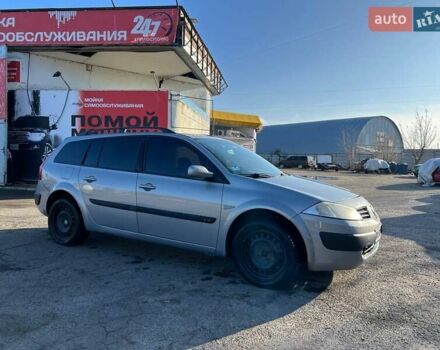 Сірий Рено Меган, об'ємом двигуна 1.4 л та пробігом 300 тис. км за 4250 $, фото 4 на Automoto.ua