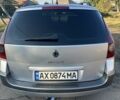 Рено Меган 2005 в Славянске на Automoto.ua Серый Рено Меган, объемом двигателя 0 л и пробегом 261 тыс. км за 4300 $, фото 3 на Automoto.ua