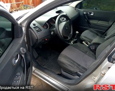 Серый Рено Меган, объемом двигателя 1.5 л и пробегом 260 тыс. км за 4400 $, фото 5 на Automoto.ua