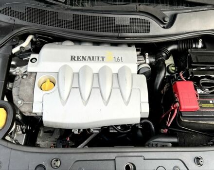 Серый Рено Меган, объемом двигателя 1.6 л и пробегом 198 тыс. км за 5350 $, фото 8 на Automoto.ua