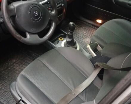 Серый Рено Меган, объемом двигателя 1.9 л и пробегом 268 тыс. км за 3200 $, фото 4 на Automoto.ua