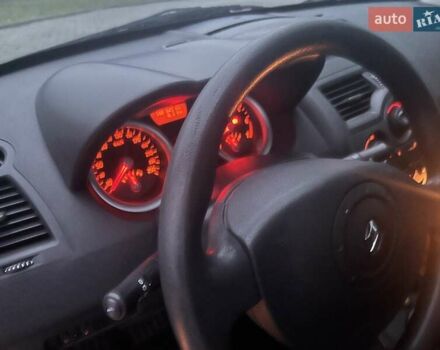 Серый Рено Меган, объемом двигателя 1.6 л и пробегом 168 тыс. км за 4499 $, фото 36 на Automoto.ua