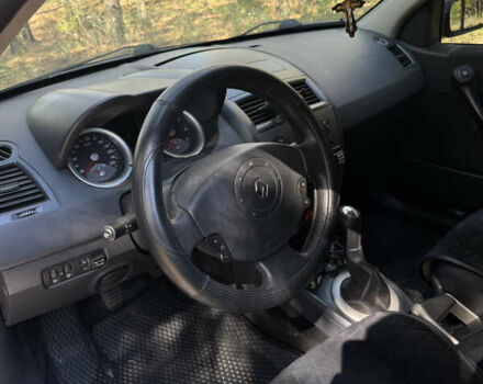 Рено Меган 2005 в Запорожье на Automoto.ua Серый Рено Меган, объемом двигателя 1.6 л и пробегом 263 тыс. км за 5500 $, фото 12 на Automoto.ua